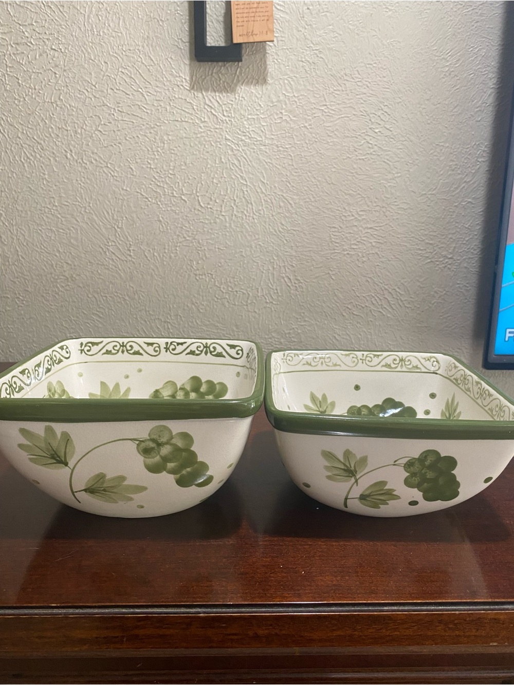 Set of 2, Serving Bowls from Temptations by Tara, Vineyard Pattern